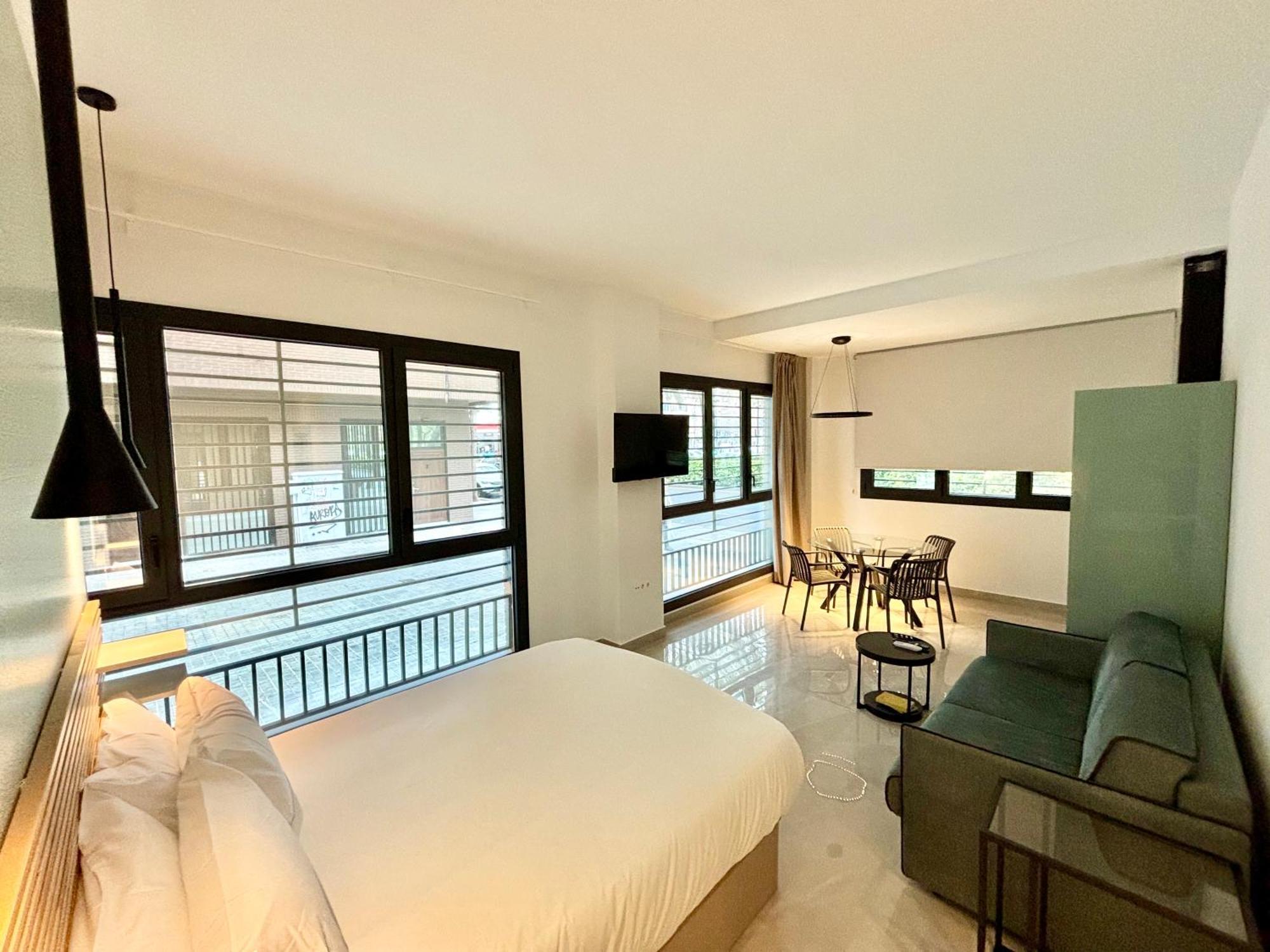 Gulliver Suites 瓦伦西亚 外观 照片