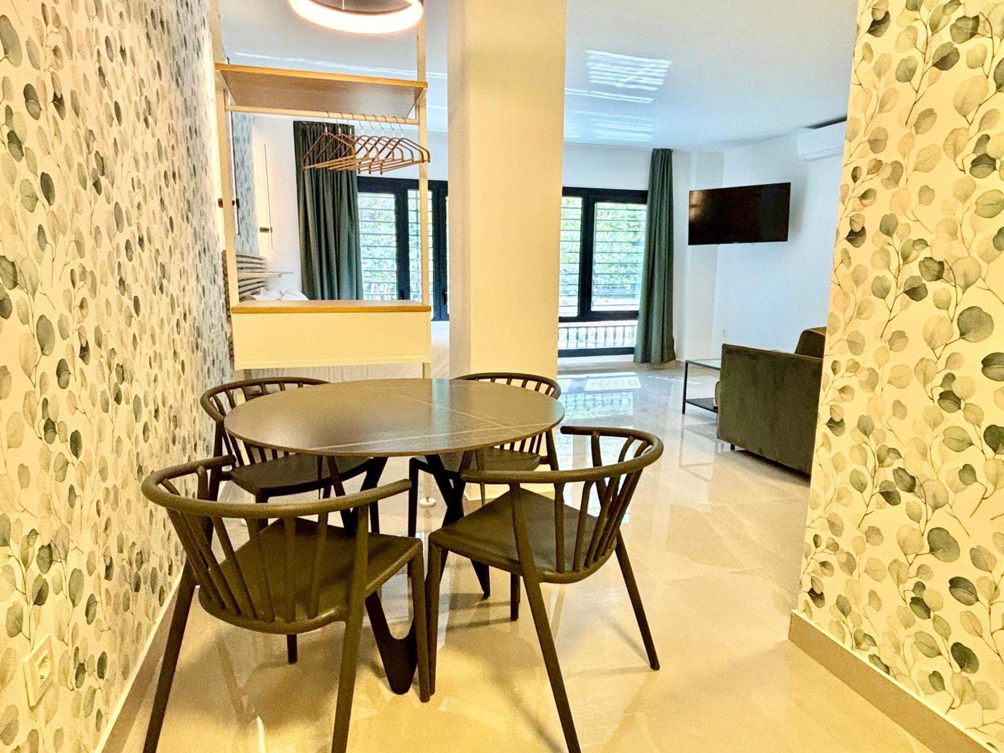 Gulliver Suites 瓦伦西亚 外观 照片