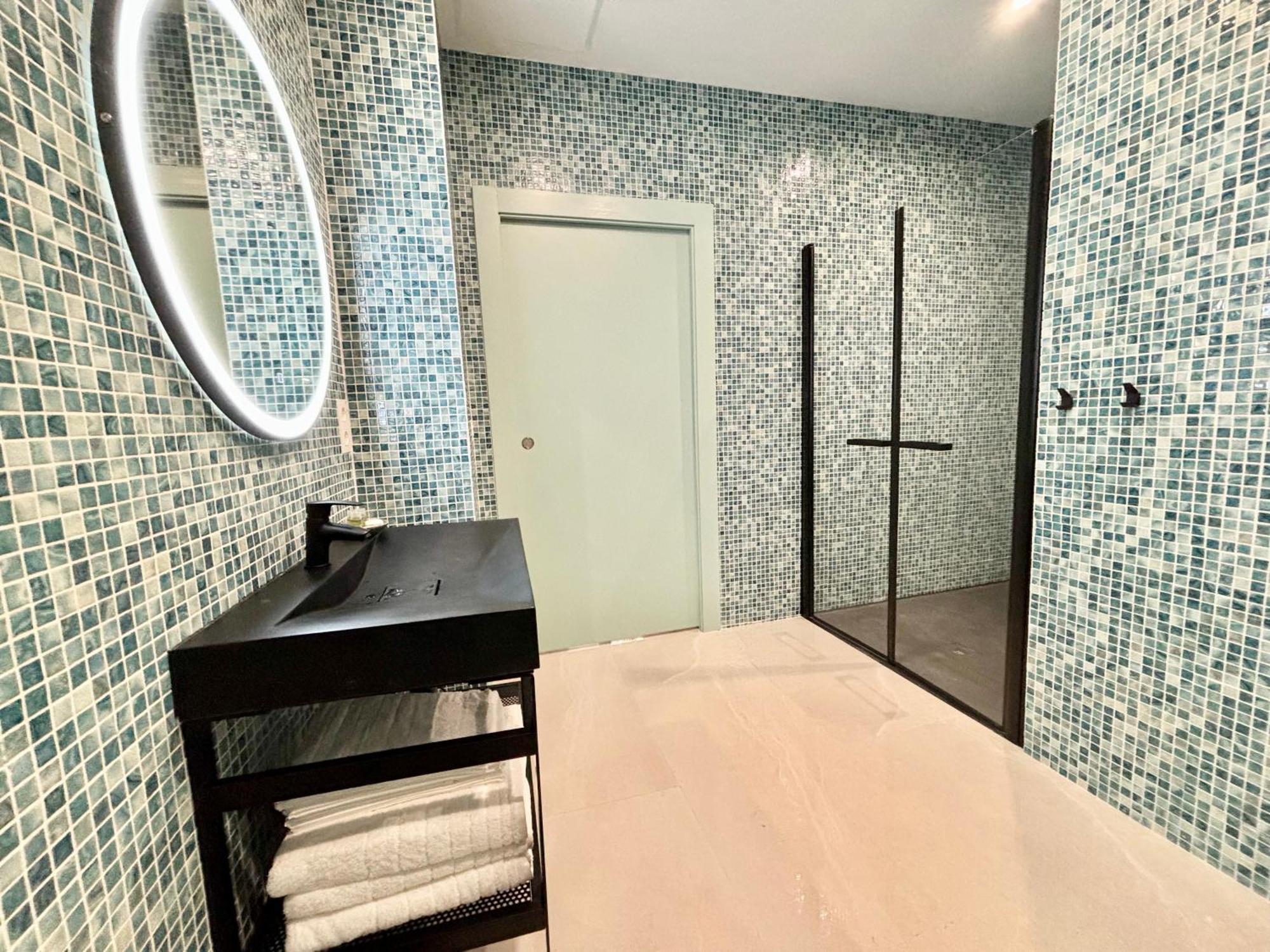 Gulliver Suites 瓦伦西亚 外观 照片